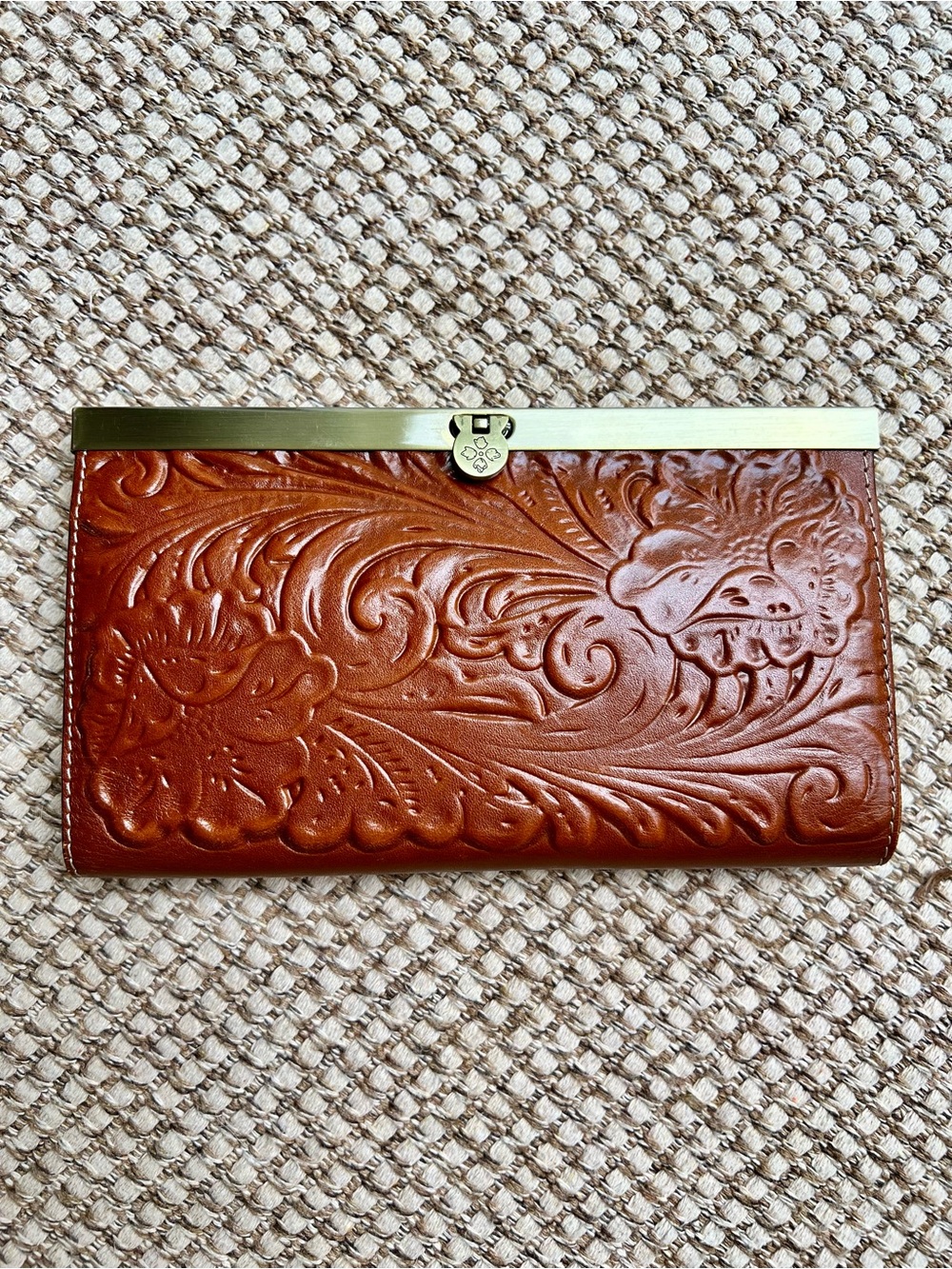 👛Patricia Nash Tooled Leather Frame Wallet Cognac Floral EUC